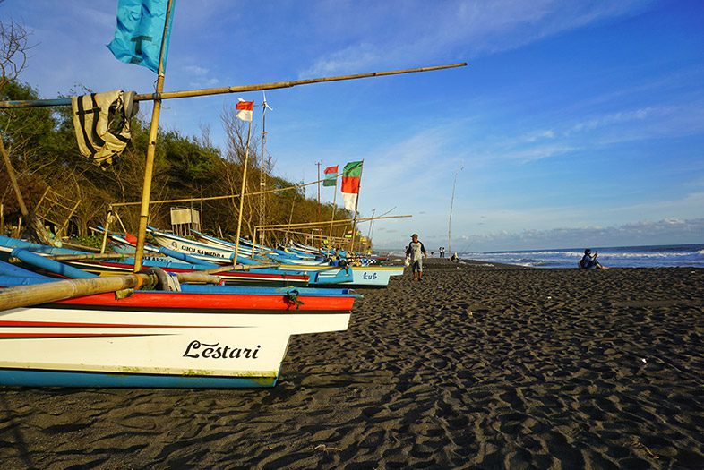 Pantai Pandansimo