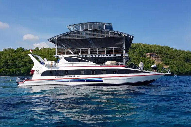 Kapal Cruise, Nusa Penida