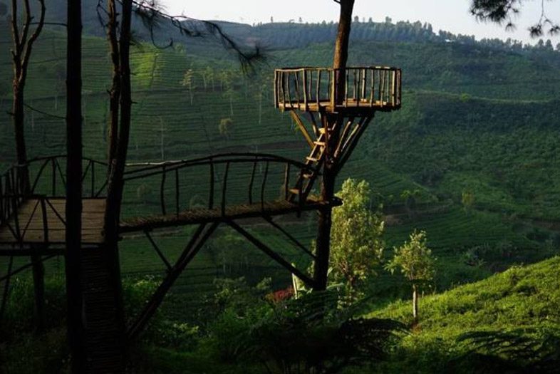 Bukit Senyum, Bandung