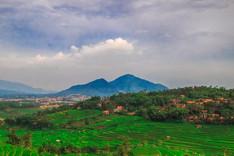 Gunung Manglayang, Bandung