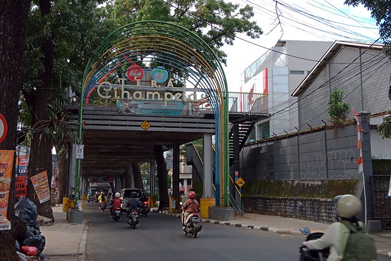 Jalan Cihampelas, Bandung