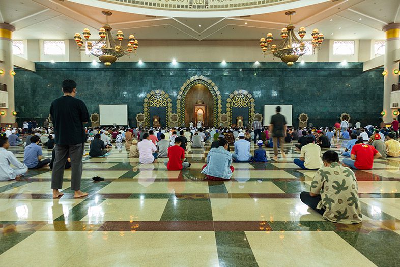 Masjid Islamic Center Baitul Muttaqin, Samarinda interior