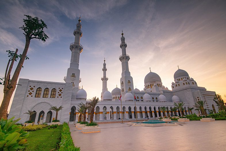 Masjid Raya Sheikh Zayed, Solo